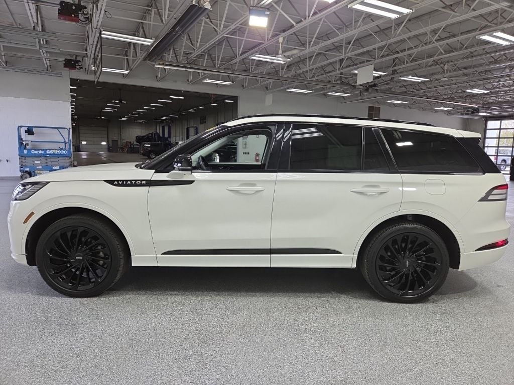 2025 Lincoln Aviator Reserve