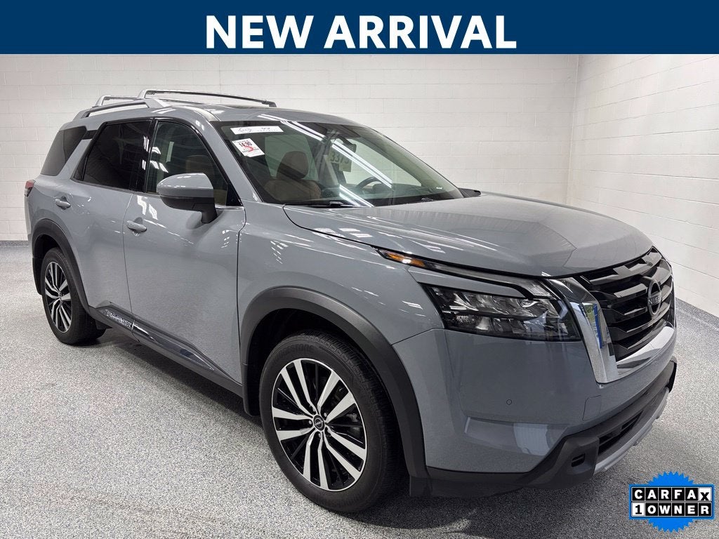2025 Nissan Pathfinder Platinum