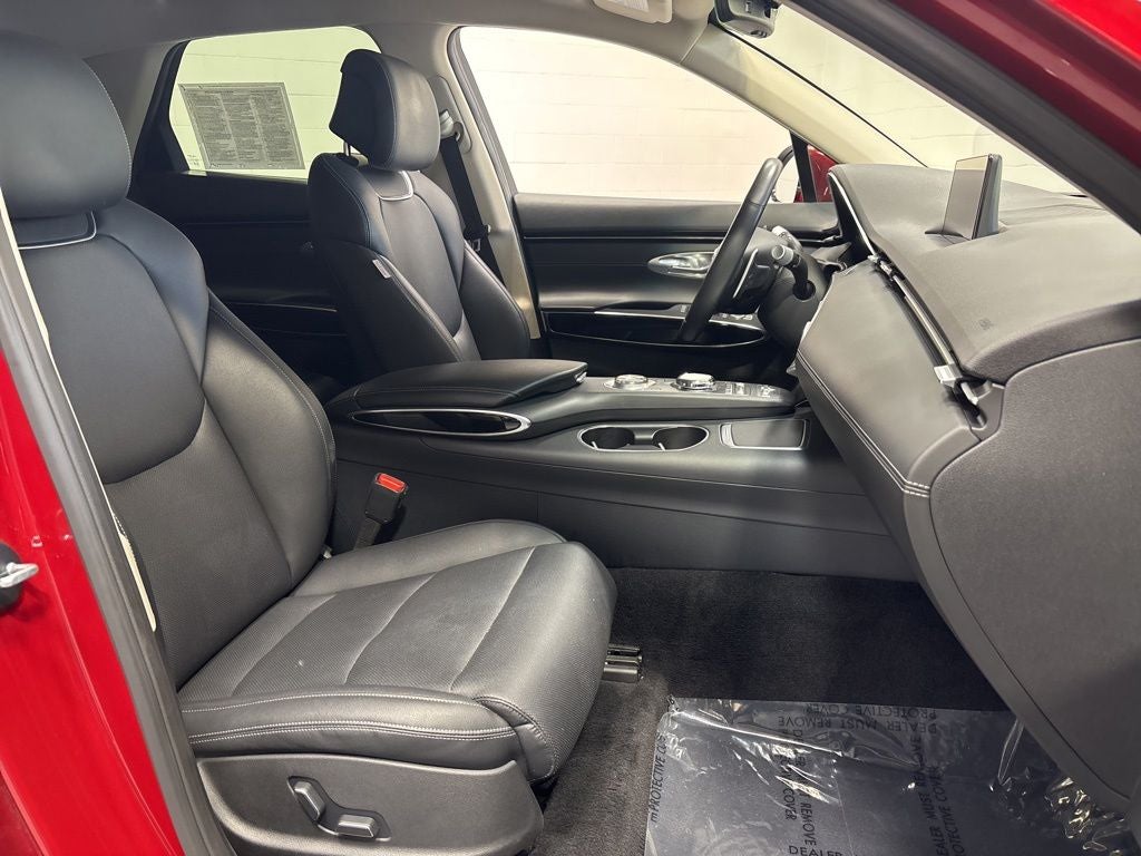 2025 Genesis GV70 2.5T
