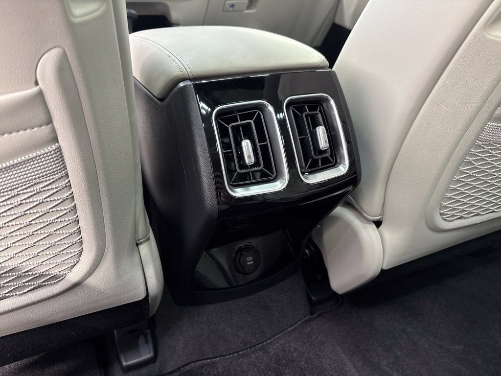 2024 Kia Sorento X-Line SX
