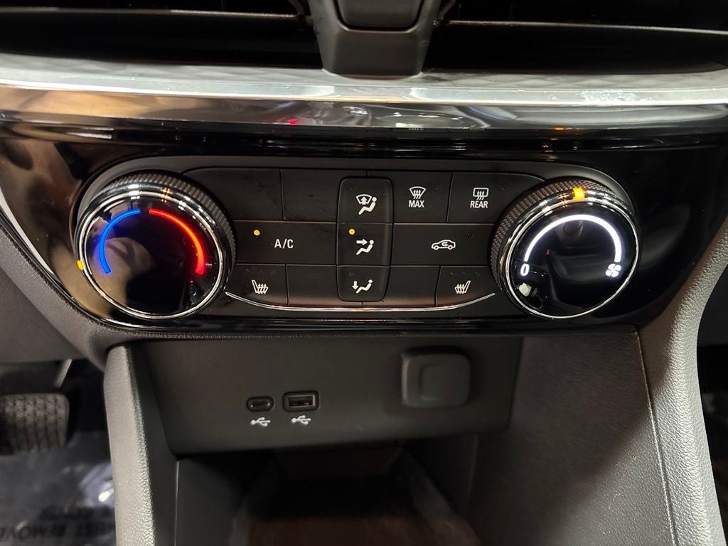 2025 Buick Encore GX Sport Touring